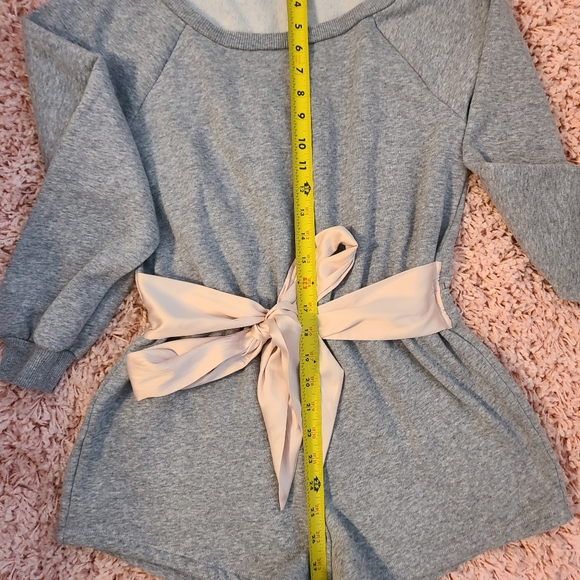 Cute Gray Victoria Secret One-piece Pajamas. - Picture 4 of 8